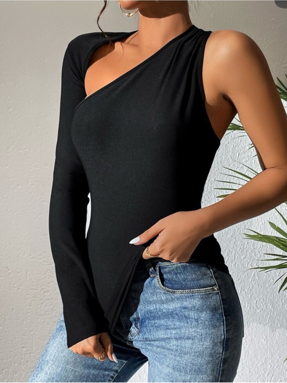 Women’s One-Shoulder Black Asymmetric Top - Picture 5 of 7